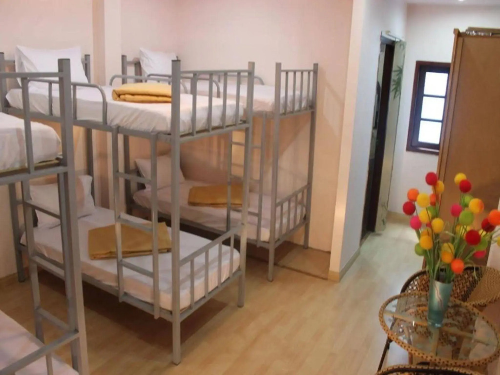 Mersey Central Saigon ApartHotel