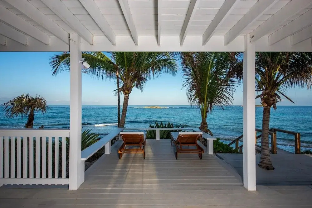 Veselka - Remodeled Home On Double Bay Beach 3 Bedroom Home