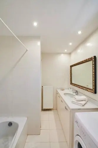 Home Dei Mezzo - Breathtaking View/city Centre - 1bd, Heating, AC, Wifi