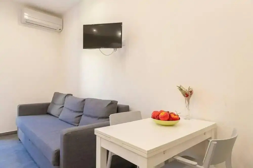 Maremio B, Nice Place and Price