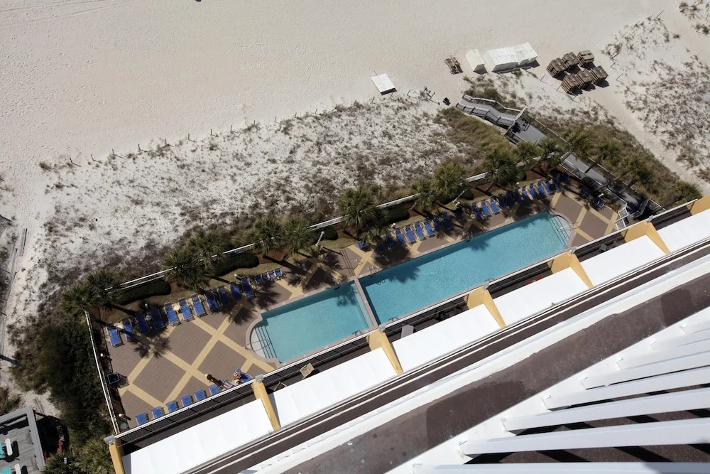 Sterling Reef Beach Resort