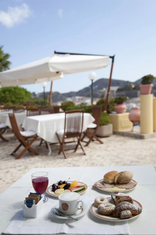 Hotel Tritone Lipari
