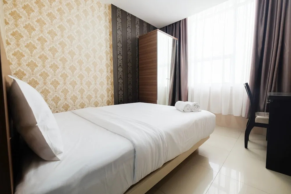 New Furnished 2BR Pasar Baru Mansion Apartment