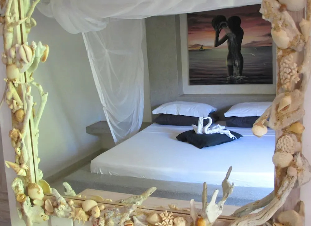 House With in Watamu With Pool Access Furnished Terrace a