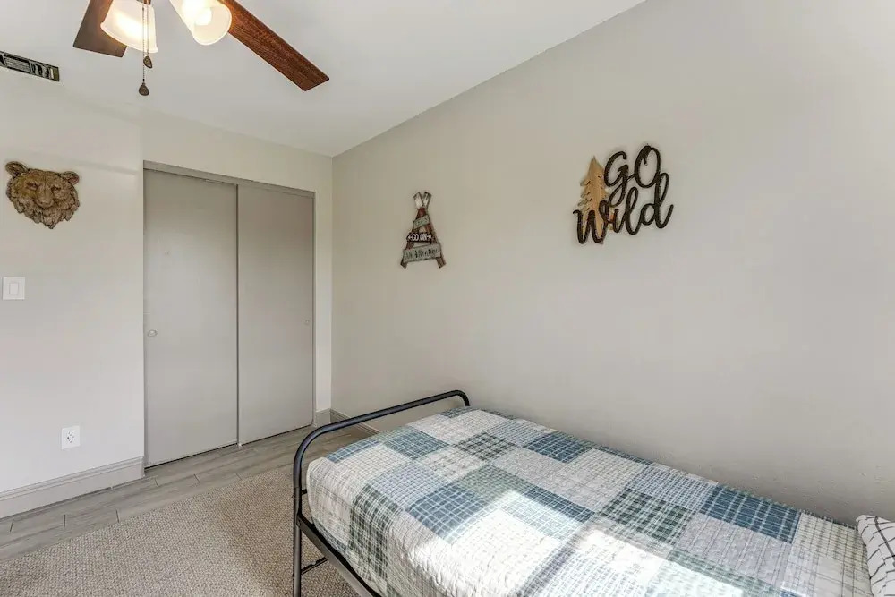 Orlando & Disney Parks Hub w/ Pool: Pet Friendly!