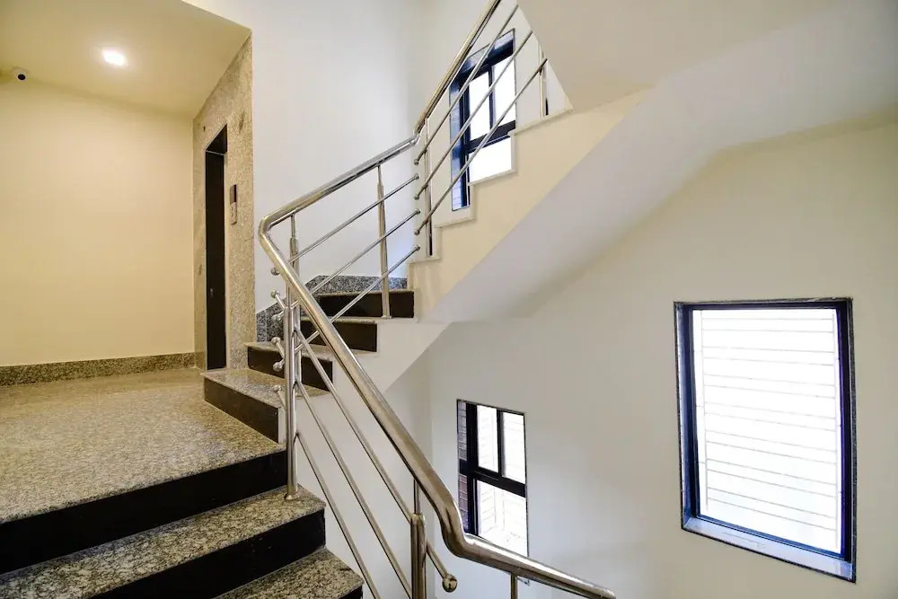 Fabhotel Moubani Residency