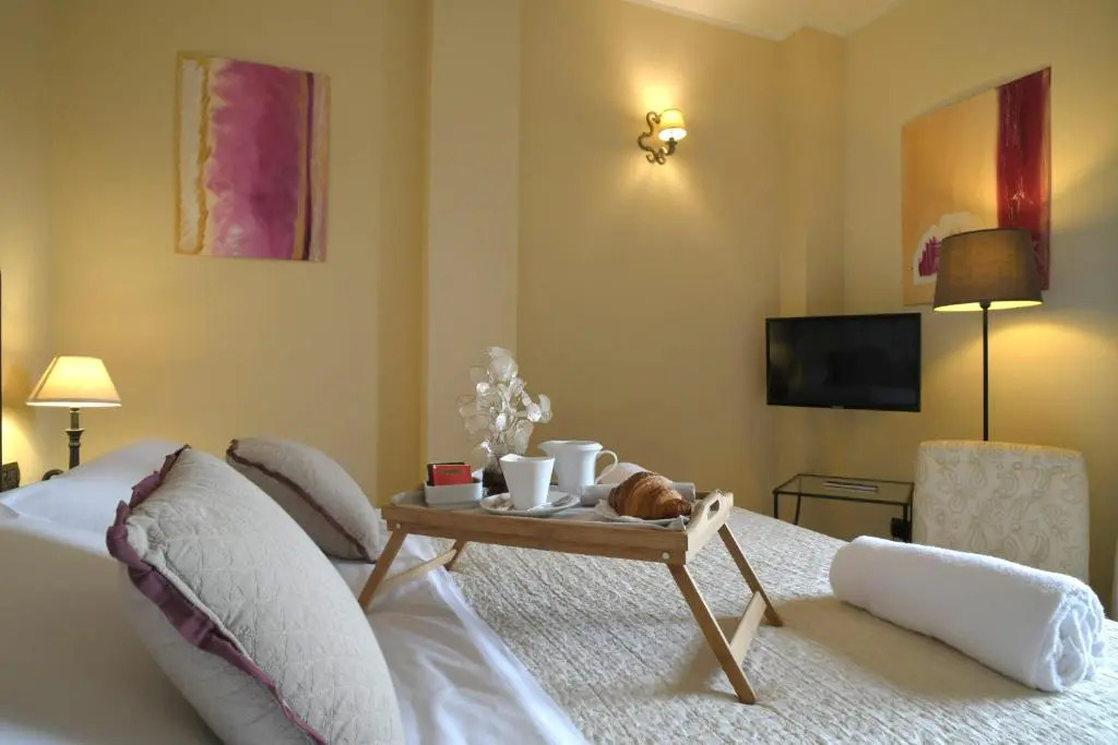 Relais Bella Rosina Pool & Spa