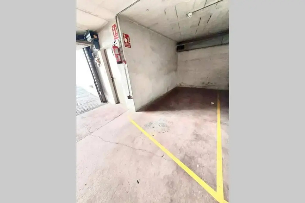 Céntrico Ático En Torredembarra Con Parking.