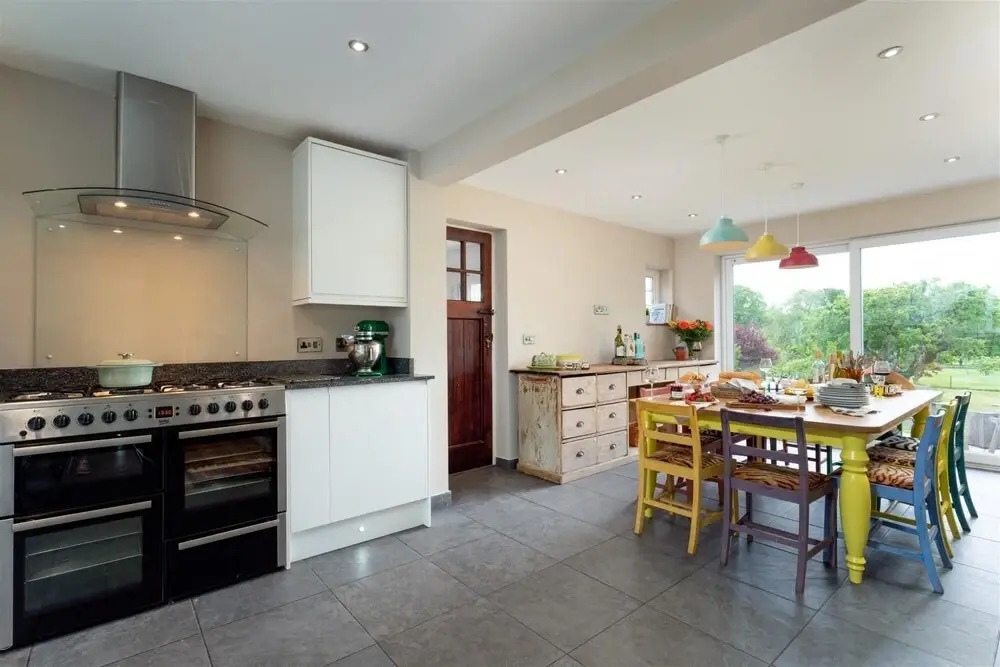 Rydon Court - Luxury Family Home With Extensive Views Over Exeter Golf Course