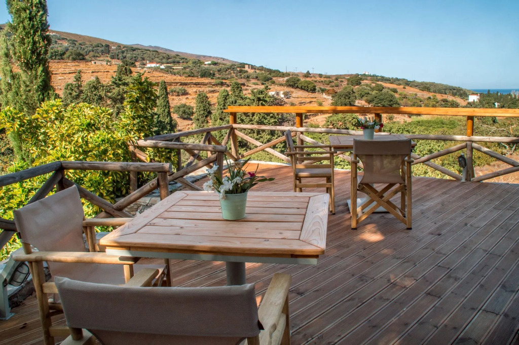 Iro Suites