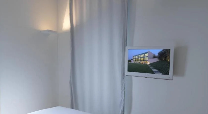 C-Rooms