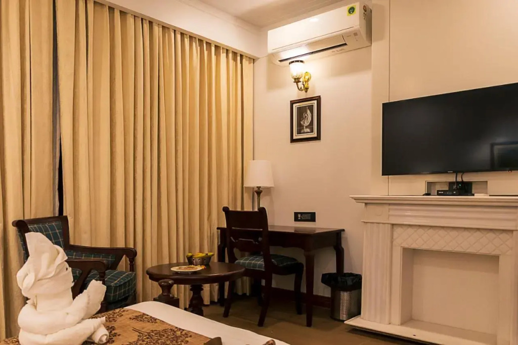 Swiss Hotel By Shivraj Nainital