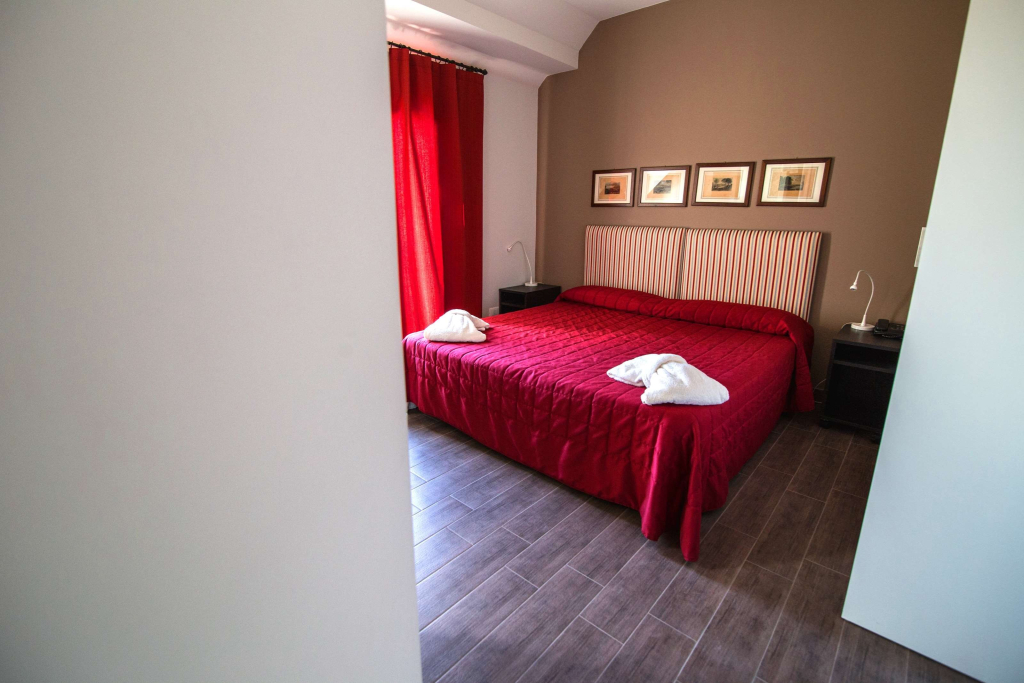 Marbela Apartments & Suites
