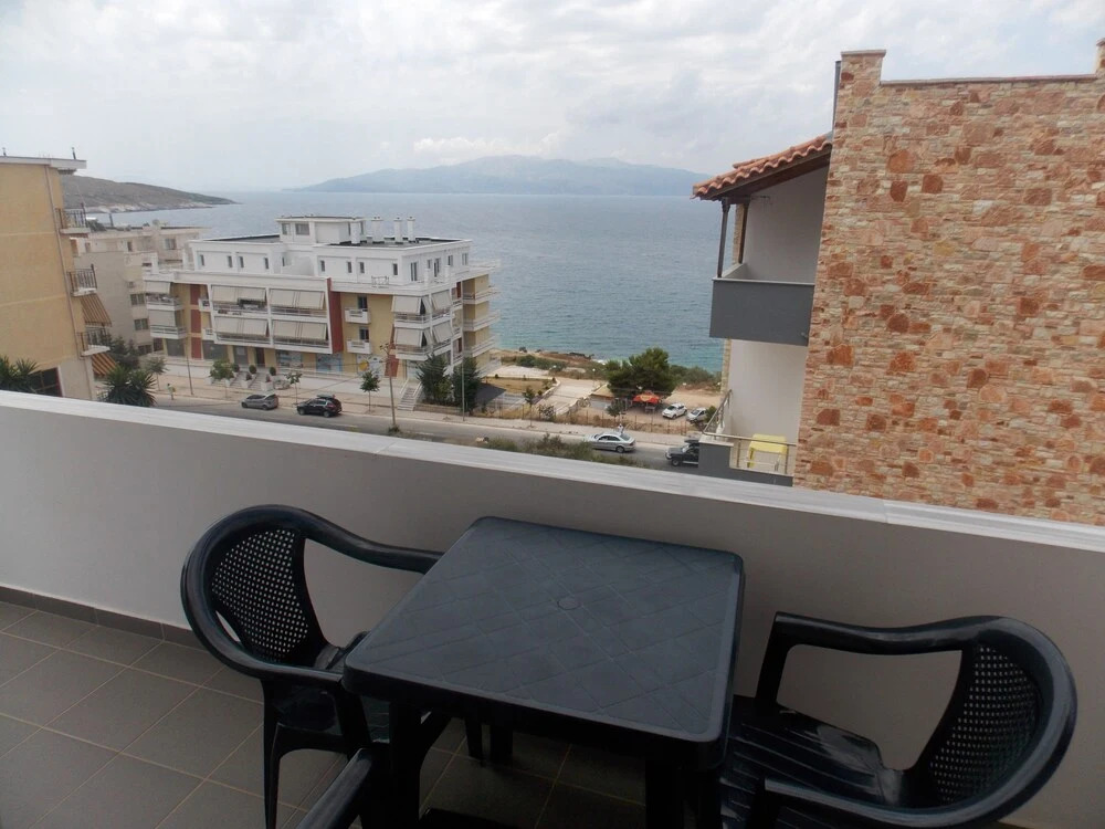 Hotel Eleana & Apartments