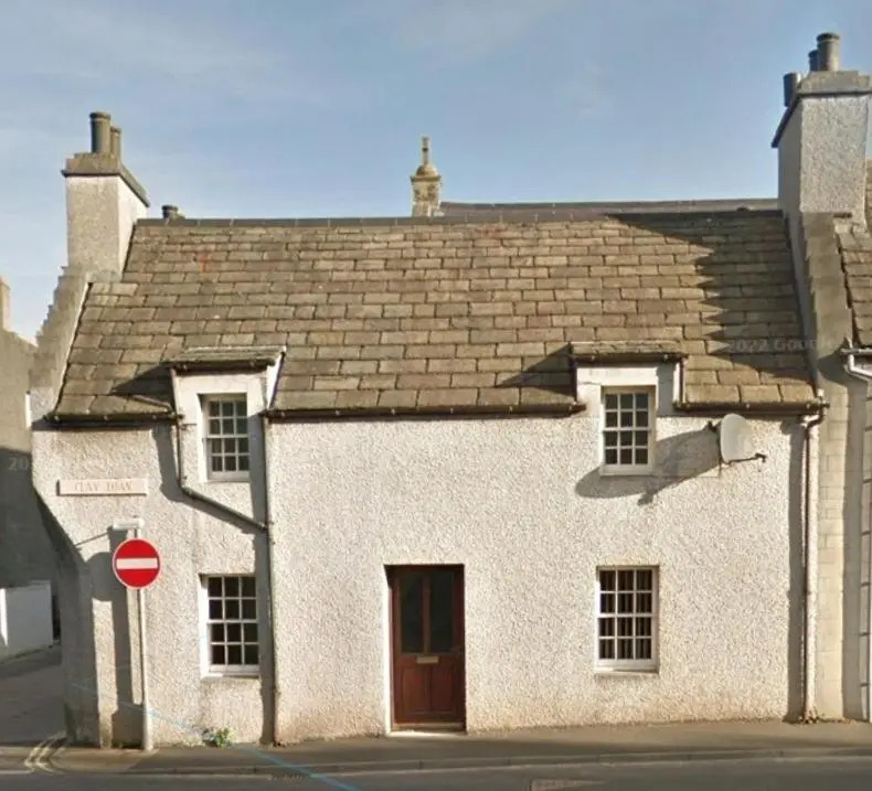 Kirkwall town centre apartment