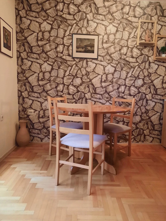 Luccia Apartments- Very Central Cozy Condo