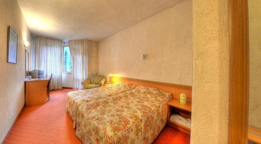 Plaza Family Hotel