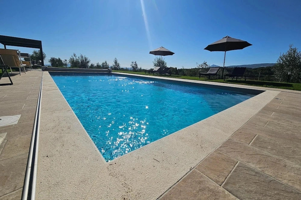 Apartment With Swimming Pool in Tuscany
