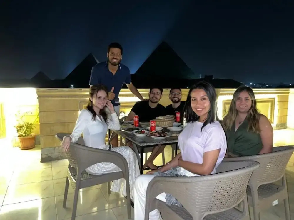 Moses Pyramids Inn