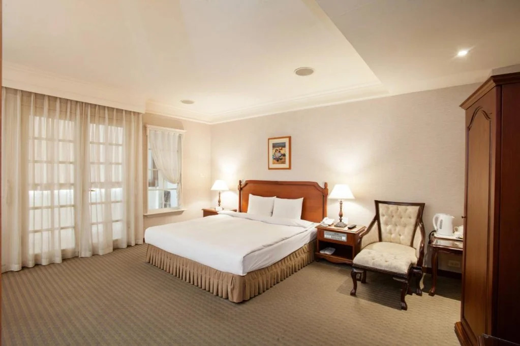 Marquess Hotel