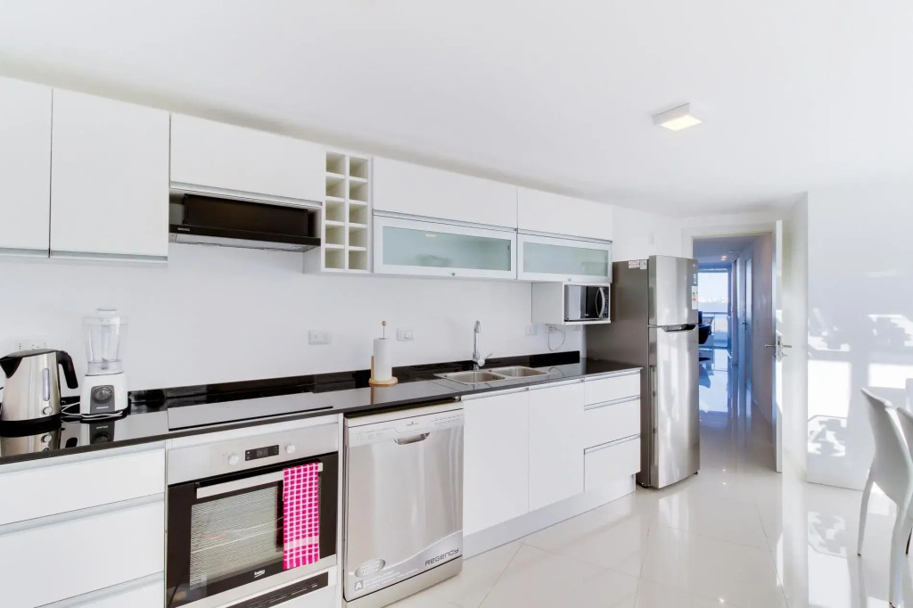 Oceana Suites Isabel ∙ Suite 204
