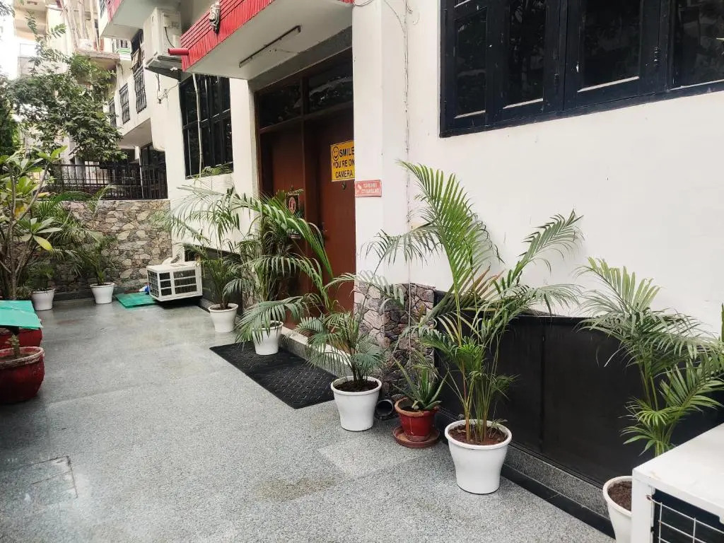 Bhambri House Hotel