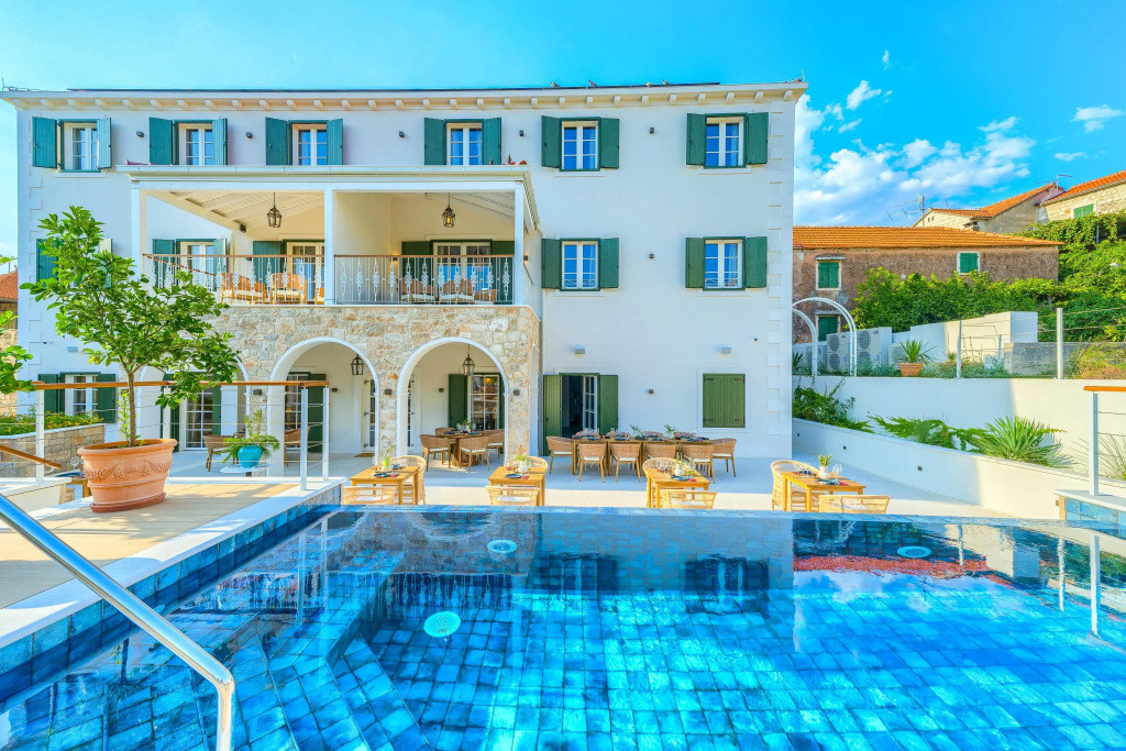 Hotel Brattia