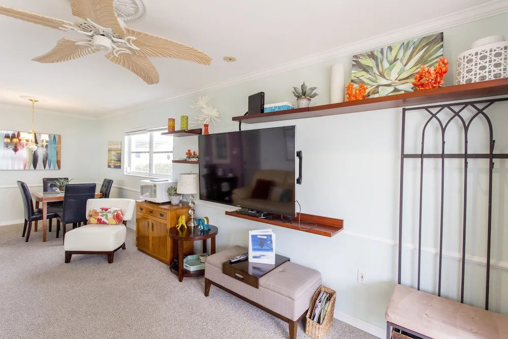 Aloha Kai Unit 4 1 Bedroom 1 Bathroom Apts