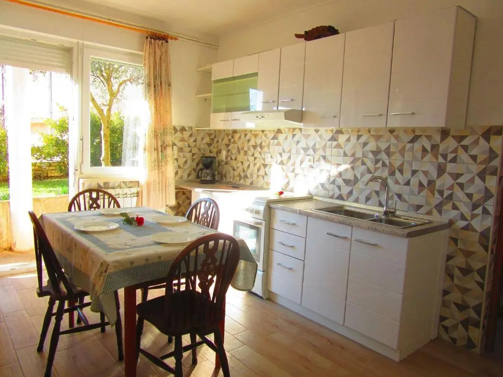 Apartments Jaksa