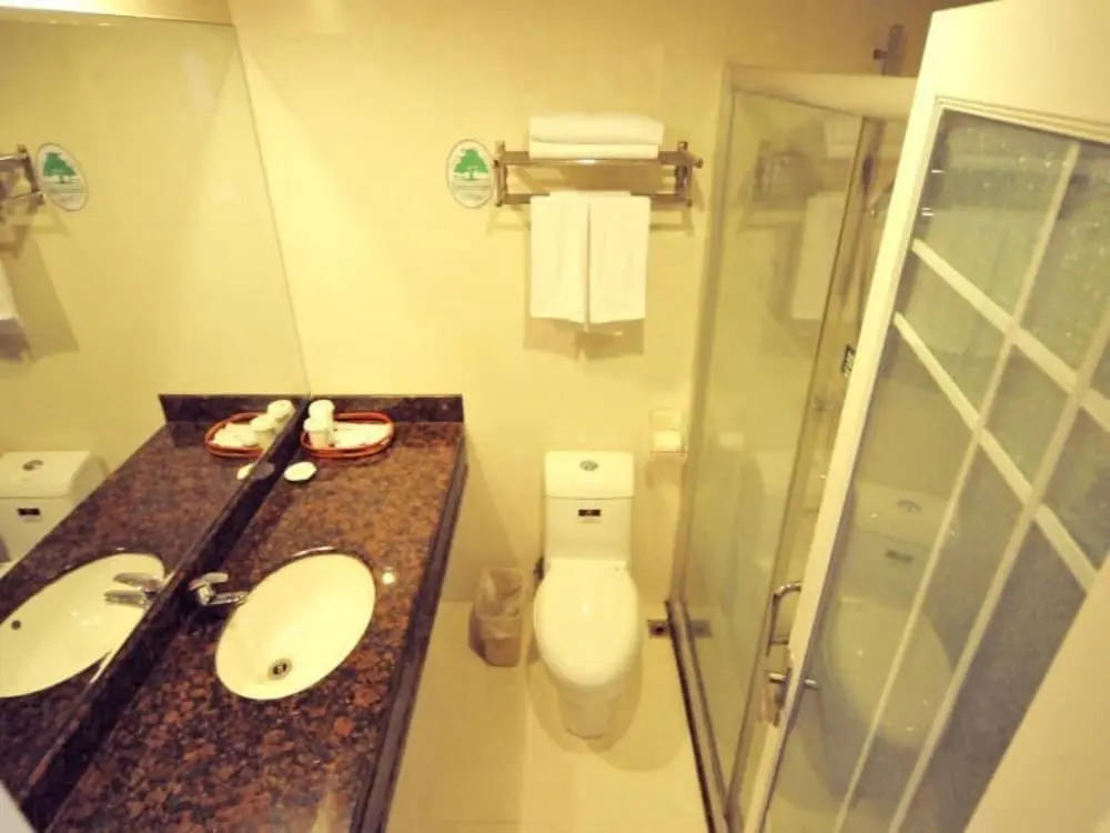 Greentree Inn Shantou Haibin Road Chousha Building