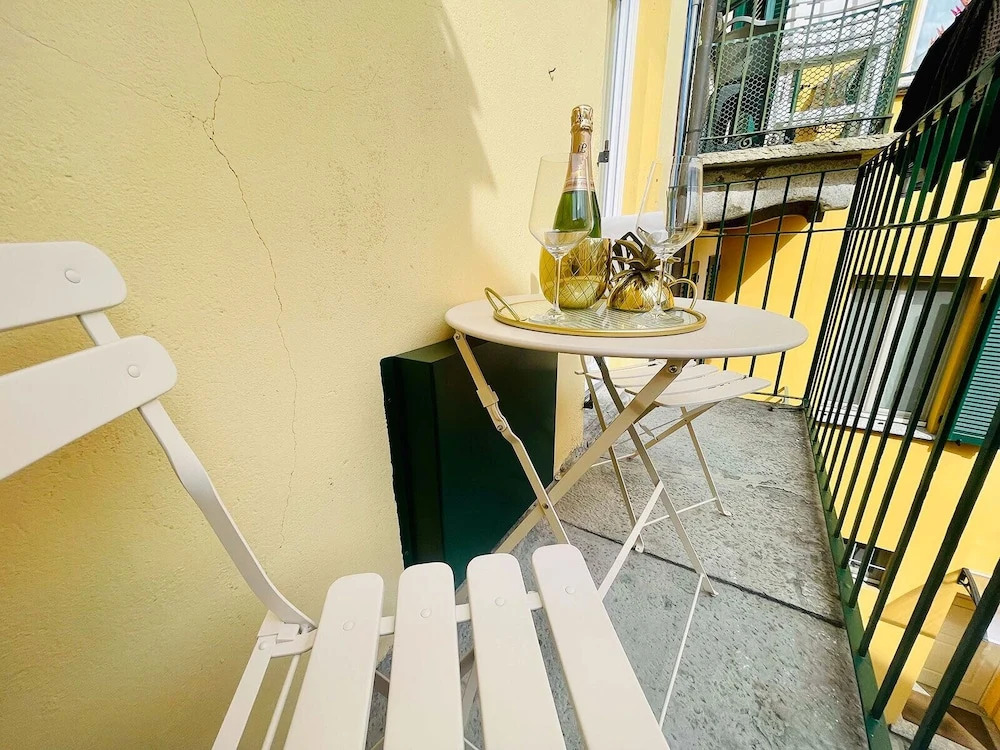 Bellagio Luxury Suites Apartments