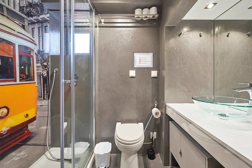 Authentic Apartment in Alfama With Terrace