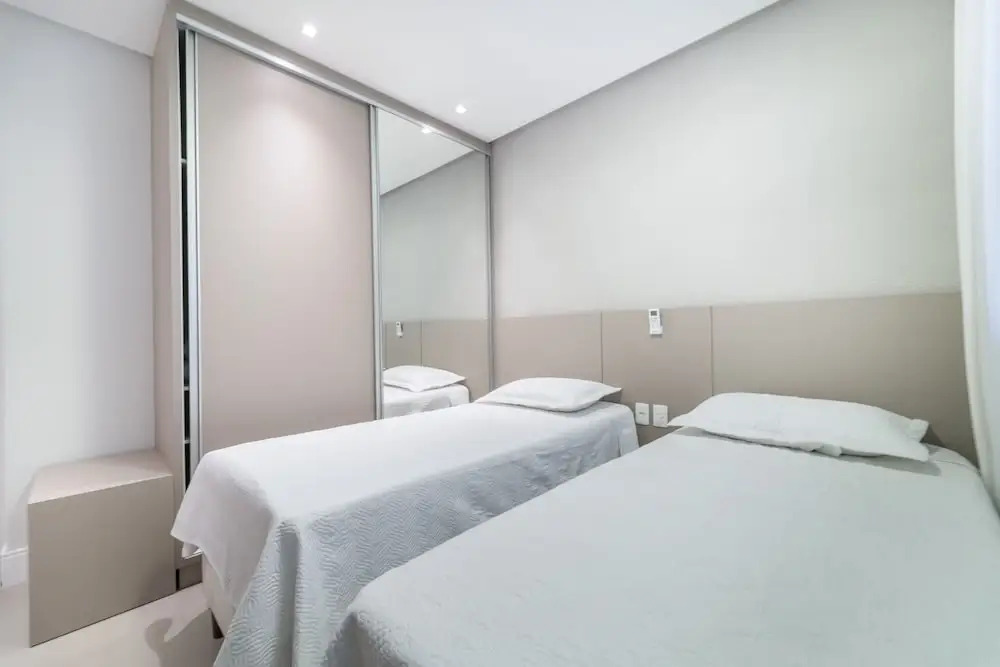 884 - Aluguel apartamento 3 quartos