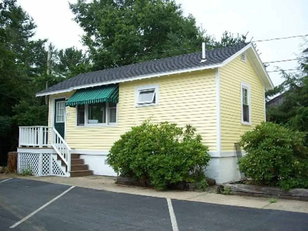 Drakes Island Resort & Cottages