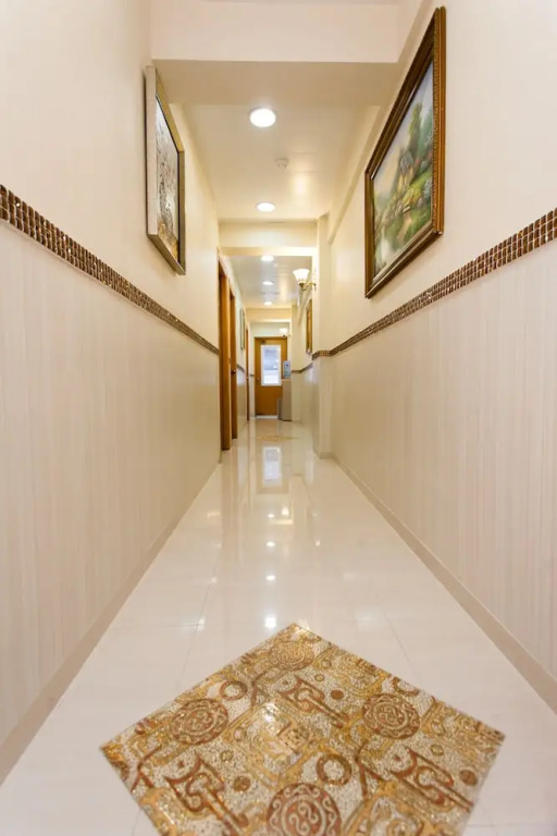 J2 Guest House