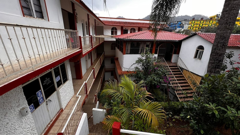 Hotel San Jose