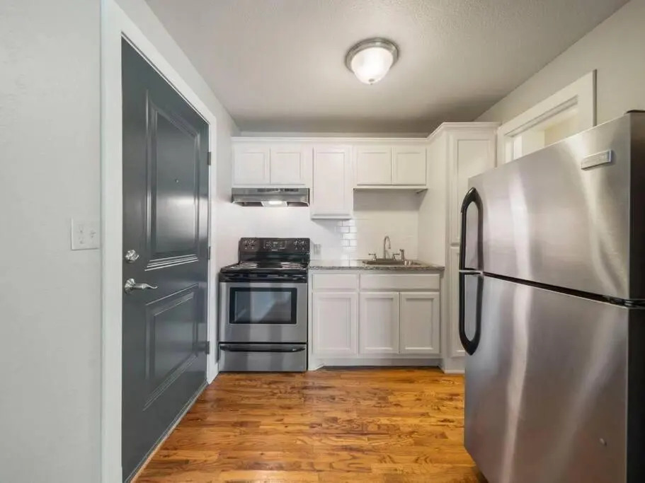 Boutique Apartment in Downtown