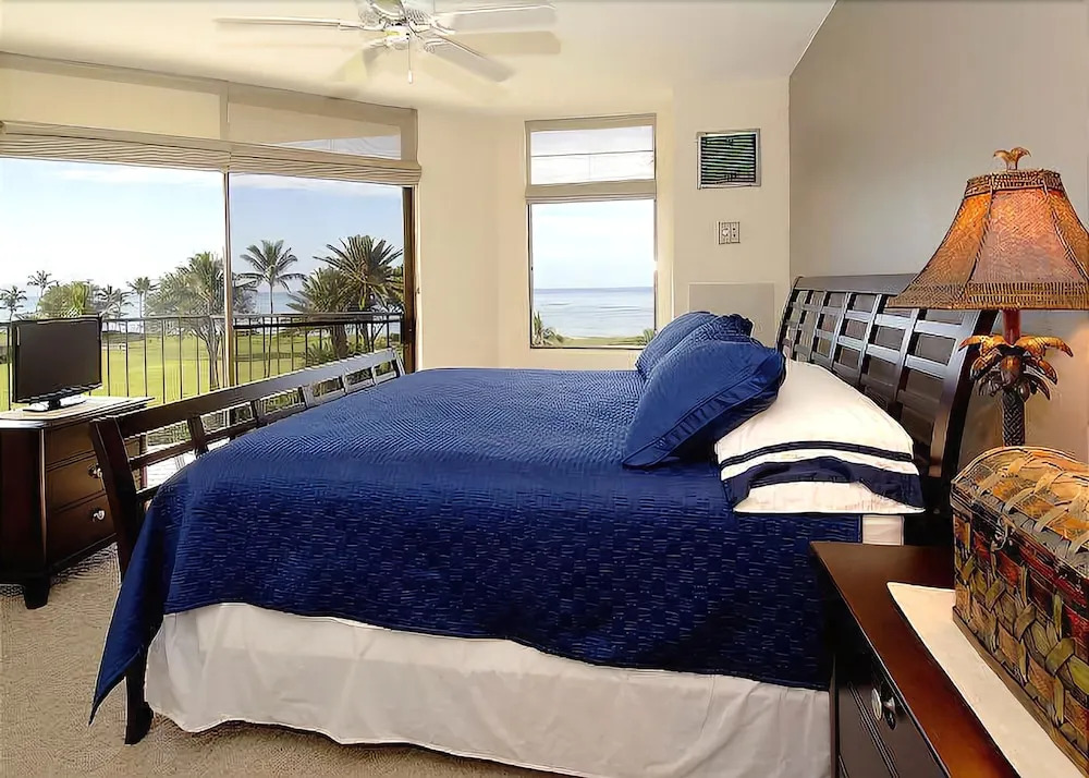 Kauhale Makai 535 - Two Bedroom Condo with Ocean View