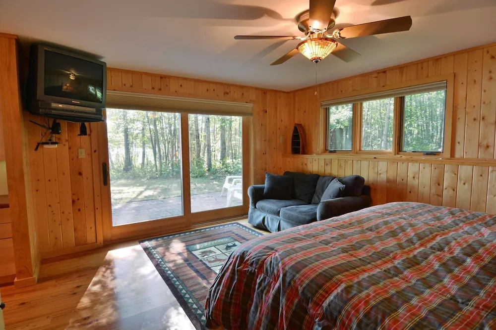 Bearfoot Retreat 4 Bedrooms 3 Bathrooms Condo