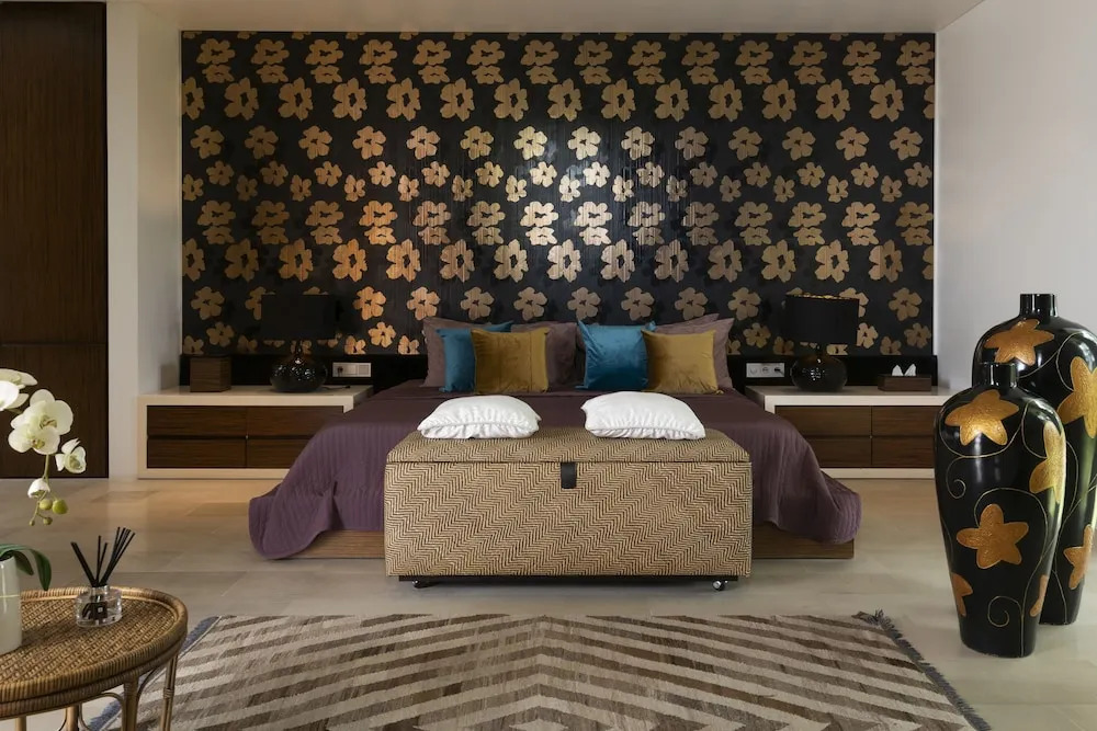 SuperNova Private Boutique Retreat Villa
