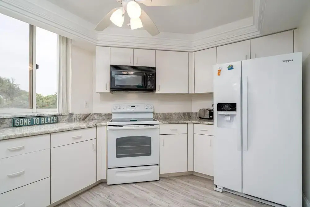 Ocean Harbor 104A