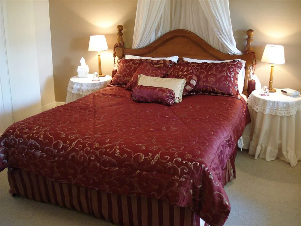 Woodford Of Leura Bed & Breakfast