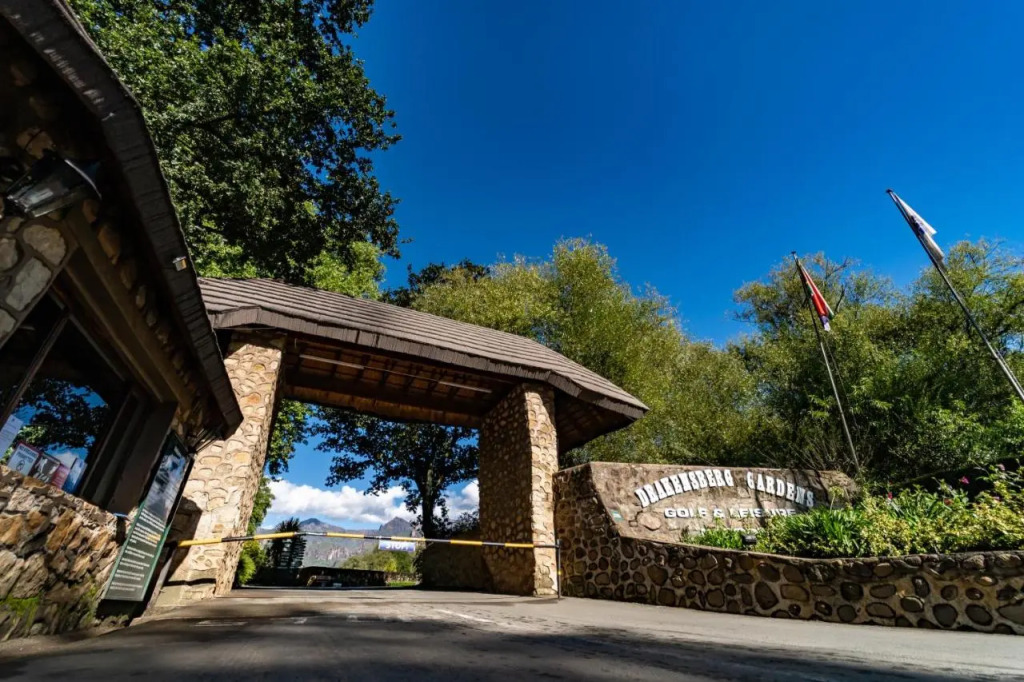 Gooderson Drakensberg Gardens and Golf & Spa Resort