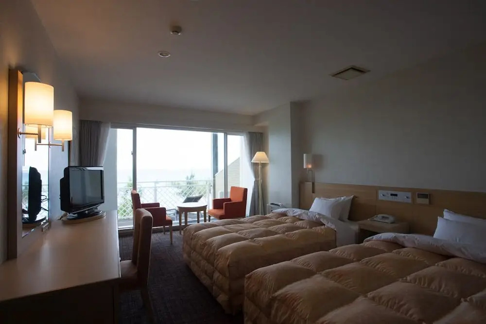 YYY CLUB iE RESORT
