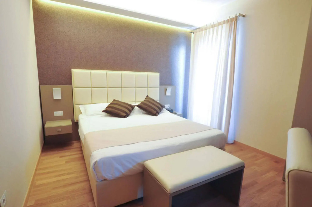 Hotel Dori