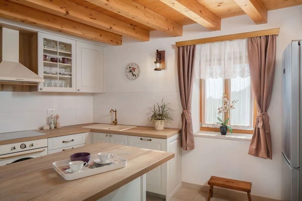 Rustic luxury Villa Fulmin