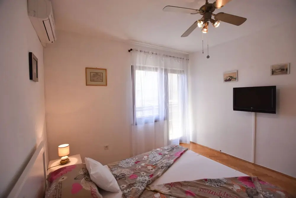 Room Vesna