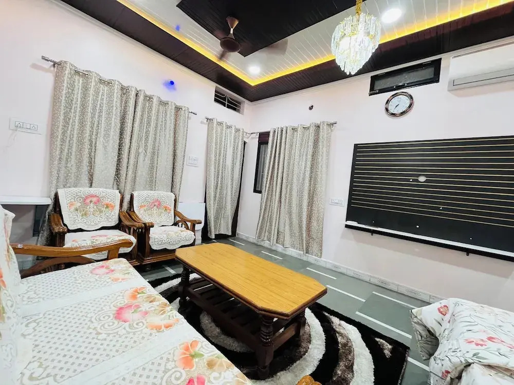 Shrilok Kutir