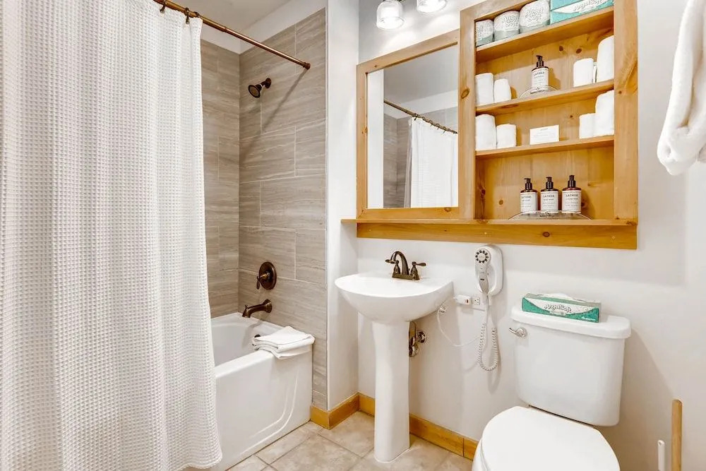 135 Dercum Dr - 1 Br Condo