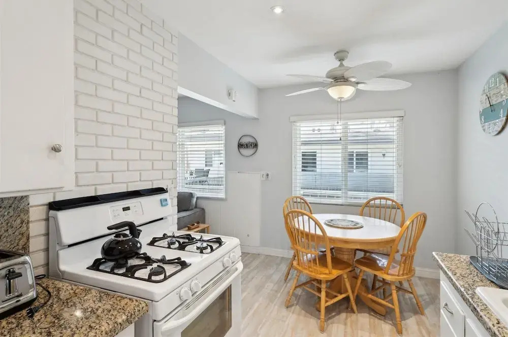 4980 Sandyland Road #215 1 Bedroom Condo